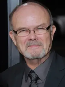 Κέρτγουντ Σμιθ (Kurtwood Smith)