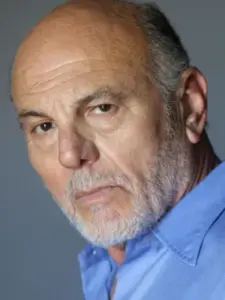 Κάρμεν Αρτζεντσιάνο (Carmen Argenziano)