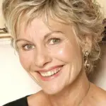 Νταϊάνα Χαρντκάσλ (Diana Hardcastle)