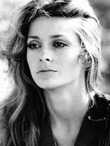 Elizabeth Ashley