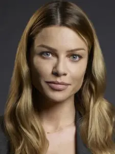 Λόρεν Τζέρμαν (Lauren German)