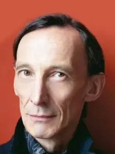Julian Richings