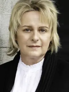 Joanne Pearce
