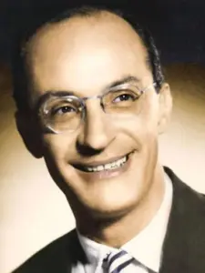 Ντίνος Ηλιόπουλος (Dinos Iliopoulos)