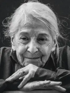 Αλέκα Παΐζη (Aleka Paizi)