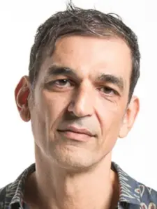 Κωνσταντίνος Σειραδάκης (Konstadinos Siradakis)