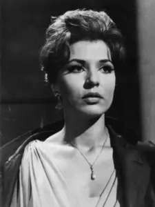Αλίκη Γεωργούλη (Aliki Georgouli)