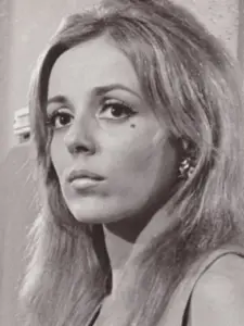 Μιράντα Κουνελάκη (Miranda Kounelaki)