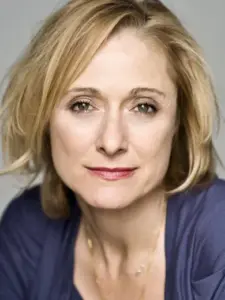 Καρολάιν Γκούντολ (Caroline Goodall)