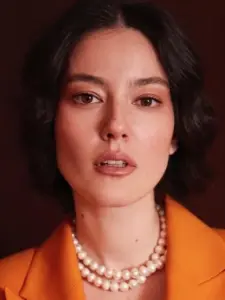 Πελίν Ακίλ (Pelin Akil)