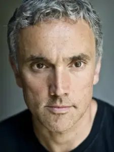 Μπεν Μάιλς (Ben Miles)