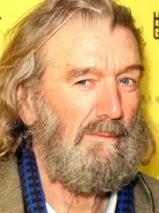 Κλάιβ Ράσελ (Clive Russell)