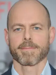 Daniel Minahan