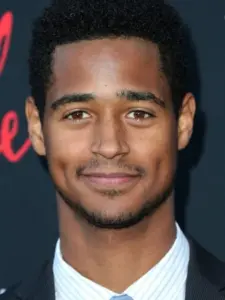 Άλφρεντ Ένοχ (Alfred Enoch)