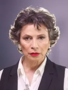 Patricia Reyes Spíndola