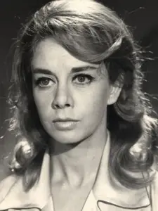Τζένη Ρουσσέα (Jenny Roussea)
