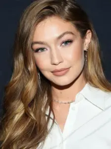 Τζίτζι Χαντίντ (Gigi Hadid)