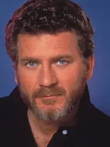 Robert Foxworth