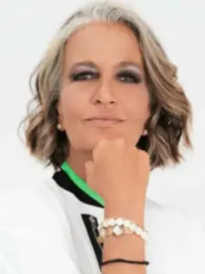 Λουκία Παπαδάκη (Loukia Papadaki)