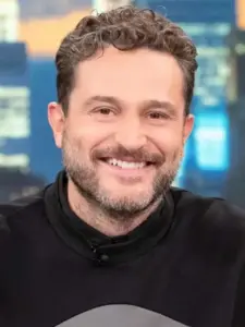 Γιώργος Καραμίχος (Yorgos Karamihos)