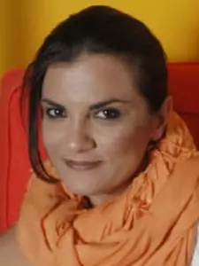 Ντίνα Αβαγιανού (Dina Avagianou)