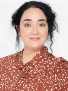 Ελένη Ουζουνίδου (Eleni Ouzounidou)