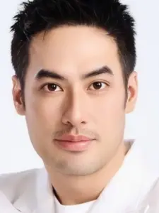 Pakorn Chatborirak
