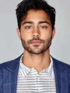 Μανίς Ντεγιάλ (Manish Dayal)