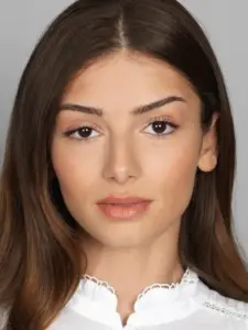 Μίμι Κιν (Mimi Keene)