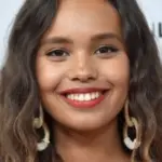 Αλίσα Μπo (Alisha Boe)