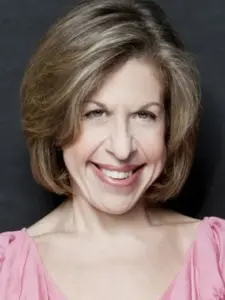 Τζάκι Χόφμαν (Jackie Hoffman)