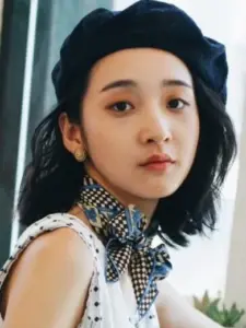 Moon Lee