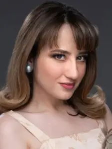 Ειρήνη Βαλατσού (Eirini Valatsou)