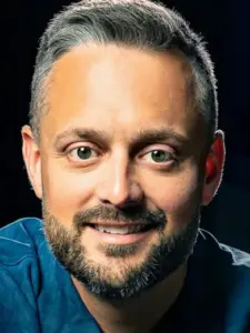 Νέιτ Μπάργκατζε (Nate Bargatze)