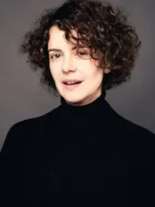 Constance Dollé