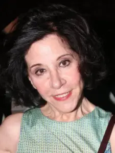 Μίνα Αδαμάκη (Mina Adamaki)