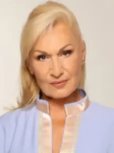 Σόφη Ζαννίνου (Sofi Zanninou)