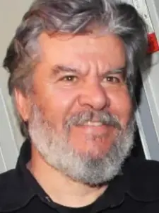 Βασίλης Χαλακατεβάκης (Vasilis Halakatevakis)