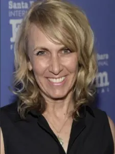 Bronwen Hughes