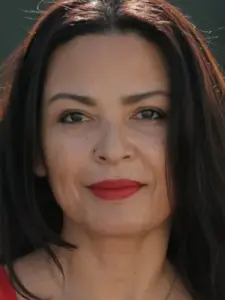 Elpidia Carrillo