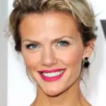 Μπρούκλιν Ντέκερ (Brooklyn Decker)