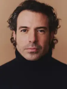 Tom Cullen