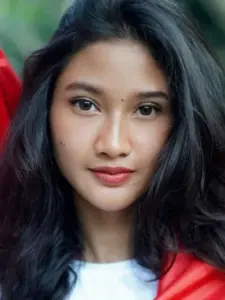 Claresta Taufan Kusumarina (Claresta Taufan)