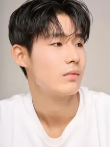 Jae Woo Yang