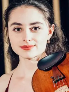 Esther Abrami
