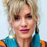 Σύλβια Δεληκούρα (Sylvia Delikoura)
