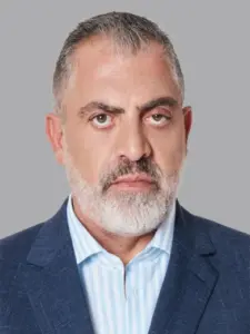 Κούλλης Νικολάου (Koullis Nikolaou)