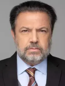 Στάθης Σταμουλακάτος (Stathis Stamoulakatos)