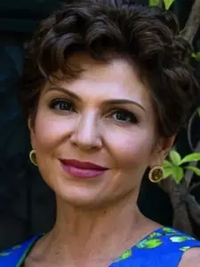 Ταμίλα Κουλίεβα (Tamila Koulieva)