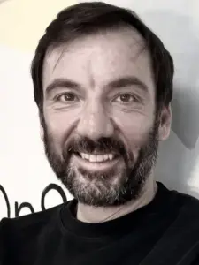 Νίκος Ιωαννίδης (Nikos Ioannidis)